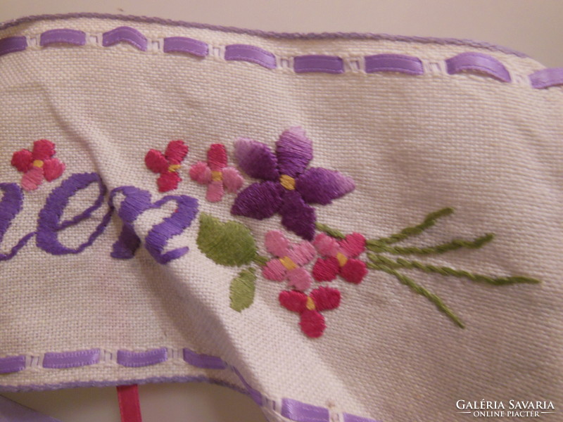 Handmade - 91 x 10 cm - embroidered - ribbon - perfect