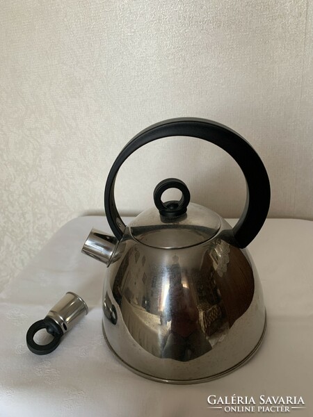 Nemesacél inox német teafőző kanna sípolós teáskanna 1,7 L újszerű