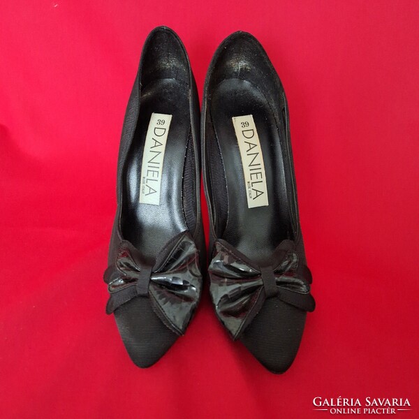 Vintage black high-heeled women's shoes