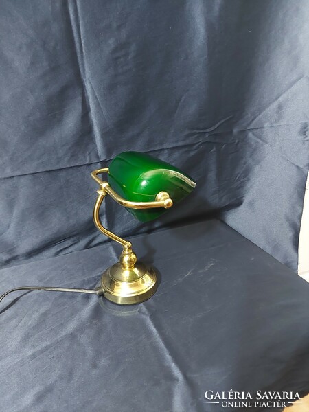 Banker lamp table lamp