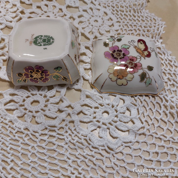 Zsolnay pillangós porcelán bonbonier, ékszertartó doboz