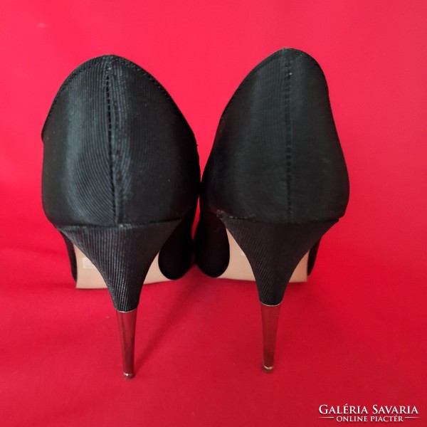 Vintage fekete, magassarkú női cipő
