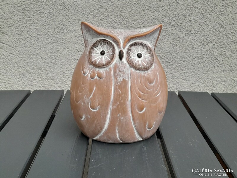 Large ceramic owl