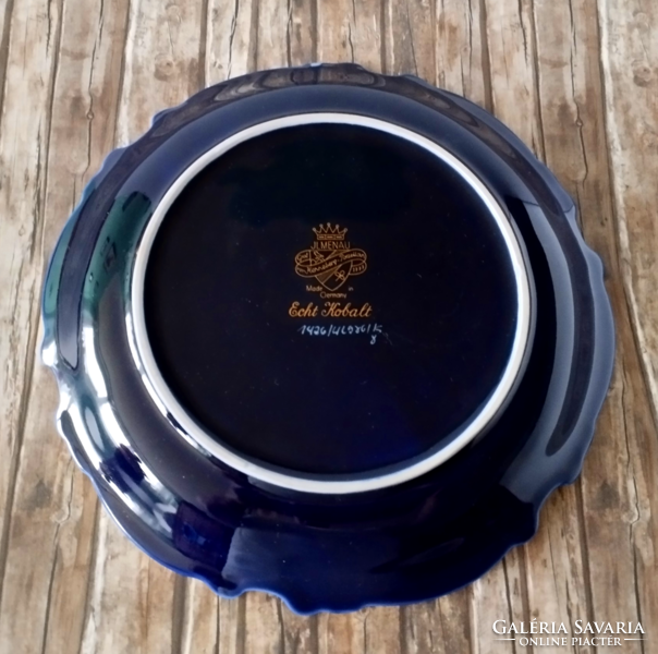 Beautiful old echt cobalt jlmenau porcelain bowl.