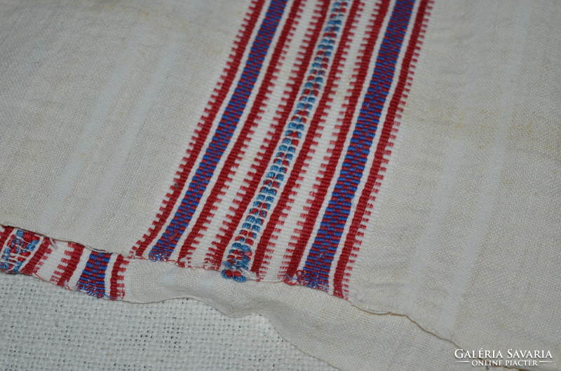Cloth for wiping linen