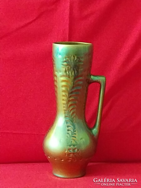 Zsolnay eosin jug with handle (nikelszky gauze)