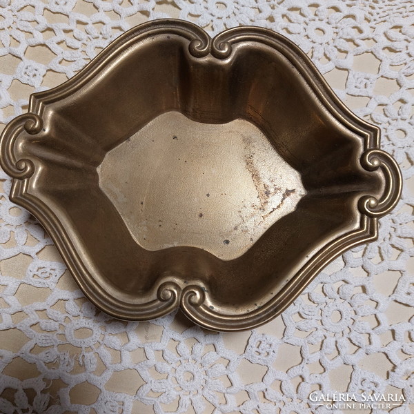 Copper oblong serving tray, center of the table