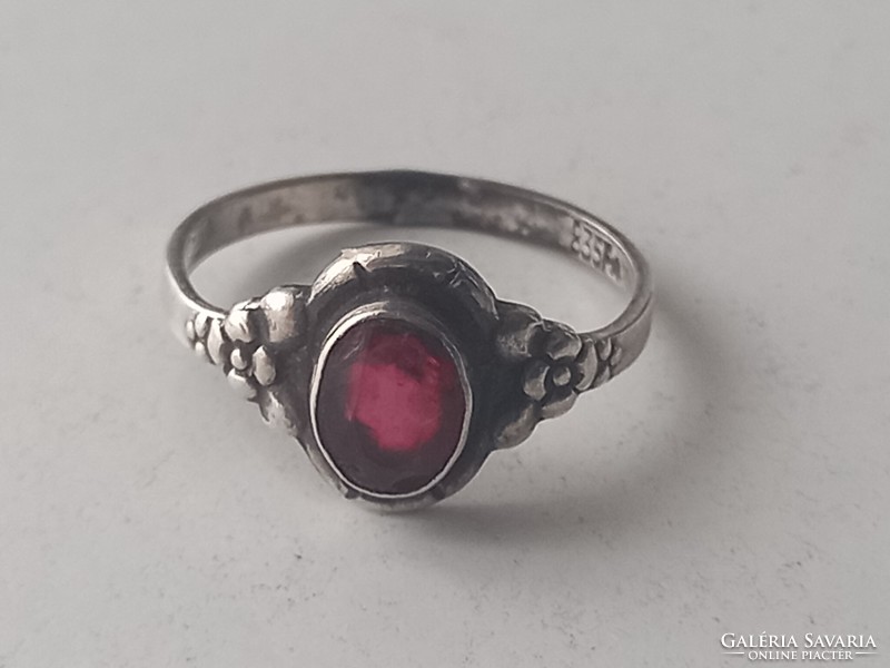 Women's small silver ring (15mm)
