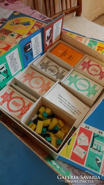 Old board games save money, manage smart game