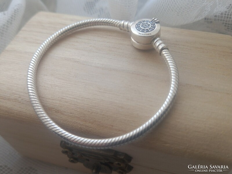 Pandora silver bracelet (16cm)