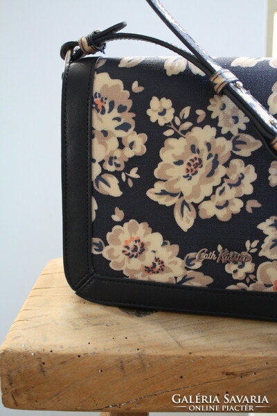 Cath kidston blue rose side bag - beautiful flawless