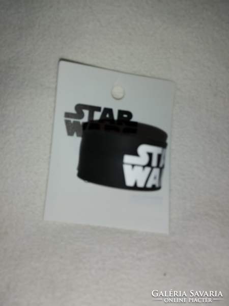 Silicone coated bracelet with Star Wars lettering