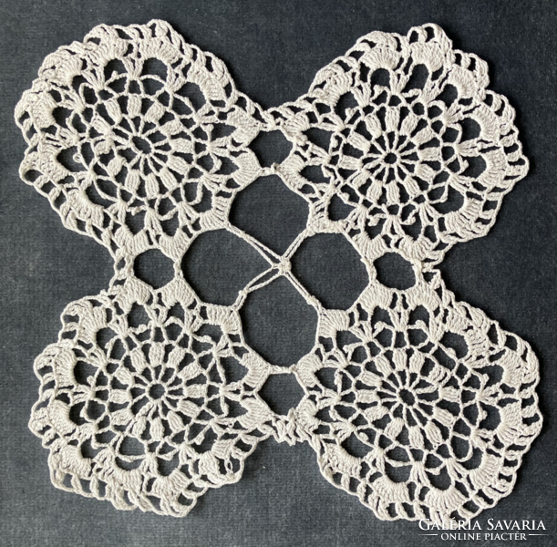 Crochet lace tablecloth 20x20 cm