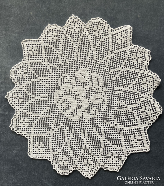 Crochet lace tablecloth pink 25 cm