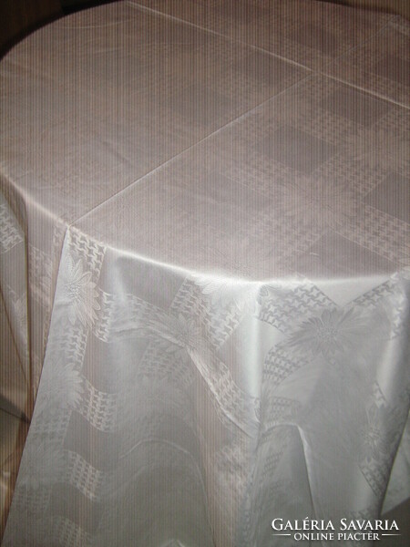 Beautiful, elegant, snow-white floral damask tablecloth, new