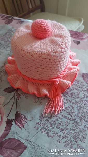 Crochet toilet paper holder baby pink