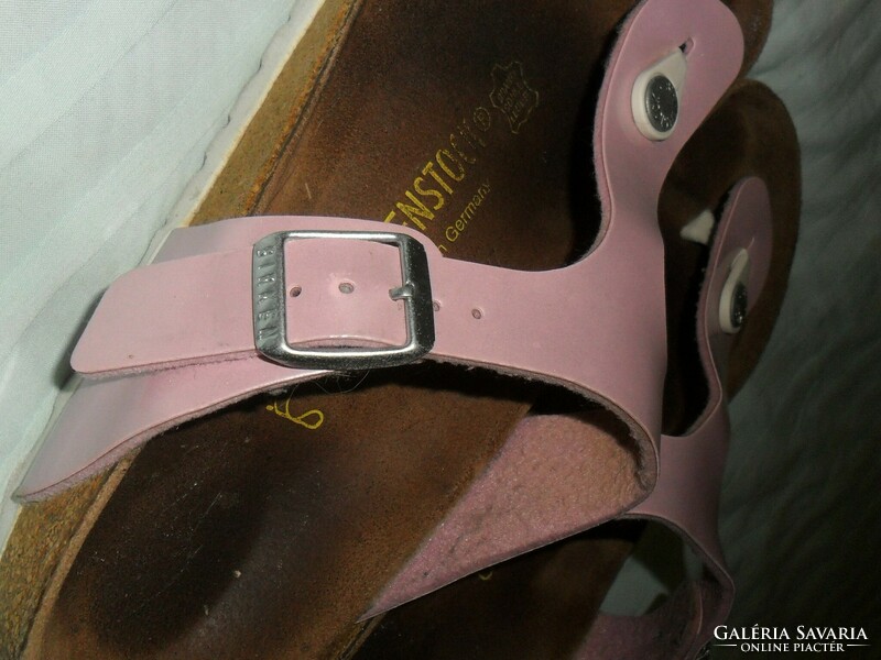 Birkenstock gizeh toe-marking slippers, original birkenstock insole size 36.