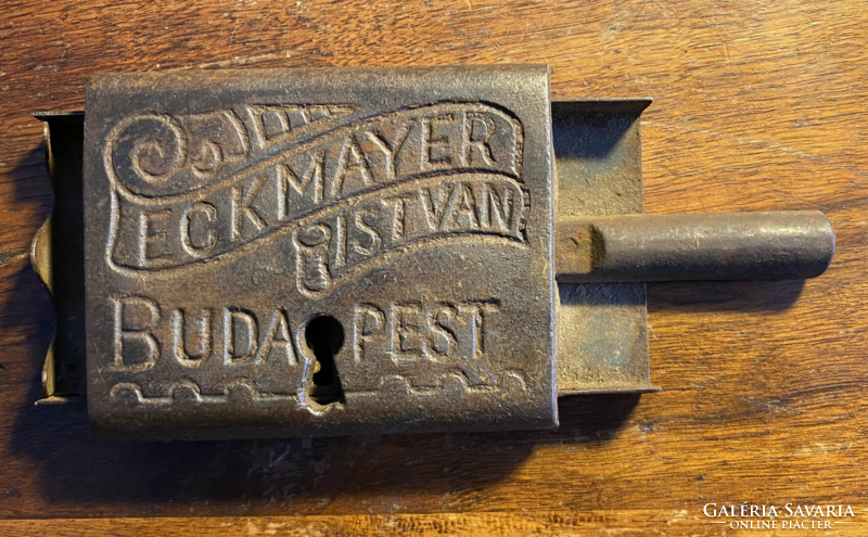 István Eckmayer - cast iron shutter lock