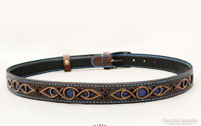 Openwork, tendril belt with blue leather insert