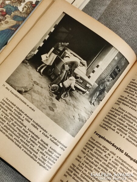 Almássy Tibor: Az autóvezetés mesterfogásai Műszaki Könyvkiadó 1978. jó állapotú használt könyv