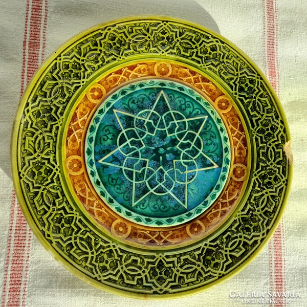 Dallwitz art deco 1925 majolica decorative plate, 25.6 cm