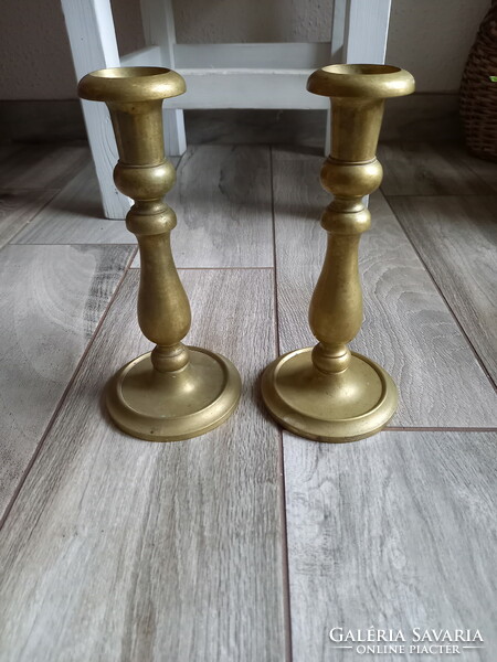 Wonderful pair of antique copper baroque candle holders (21.5x9.5 cm)