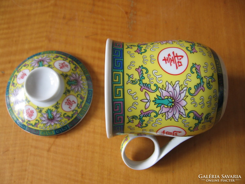 Kínai teás fedeles bögre Große Mauer Graz