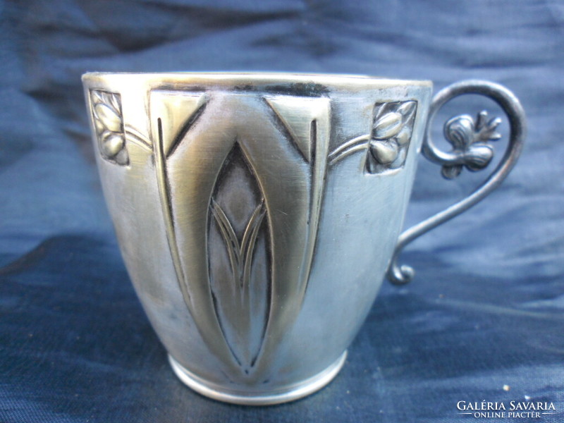 Antik, szecessziós, ezüstözött kis pohár, csésze. 1907.09.25. dátummal, C.K.