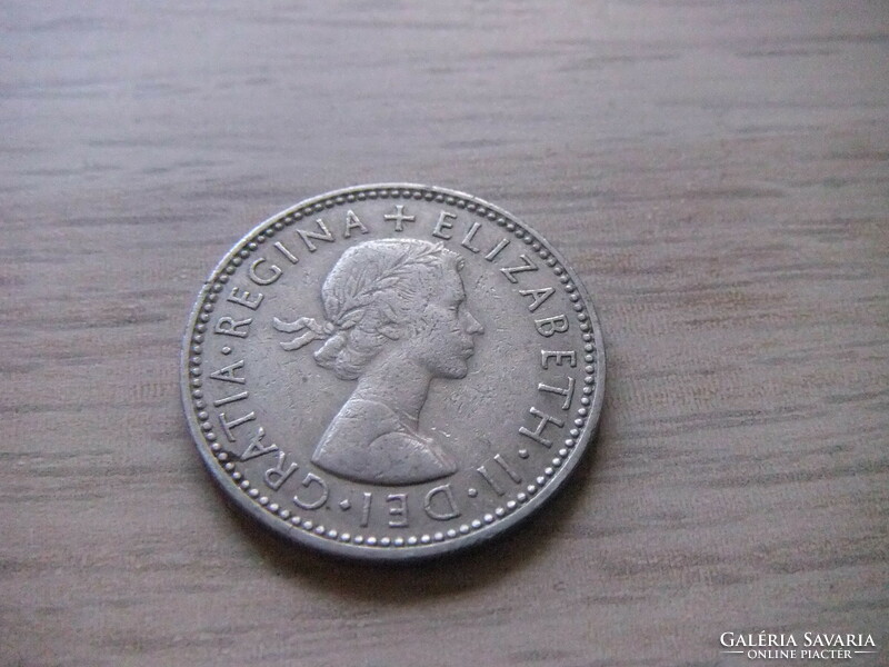 1 Shilling 1963 England (coat of arms of Scotland rampant lion facing left on coronation shield)