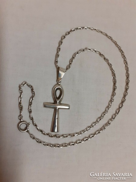 Retro beautiful condition marked 925-silver thick necklace with marked silver cross pendant
