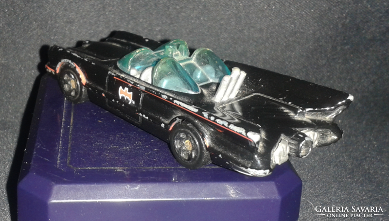 Hot Wheels DC Comics S06 Batmobile