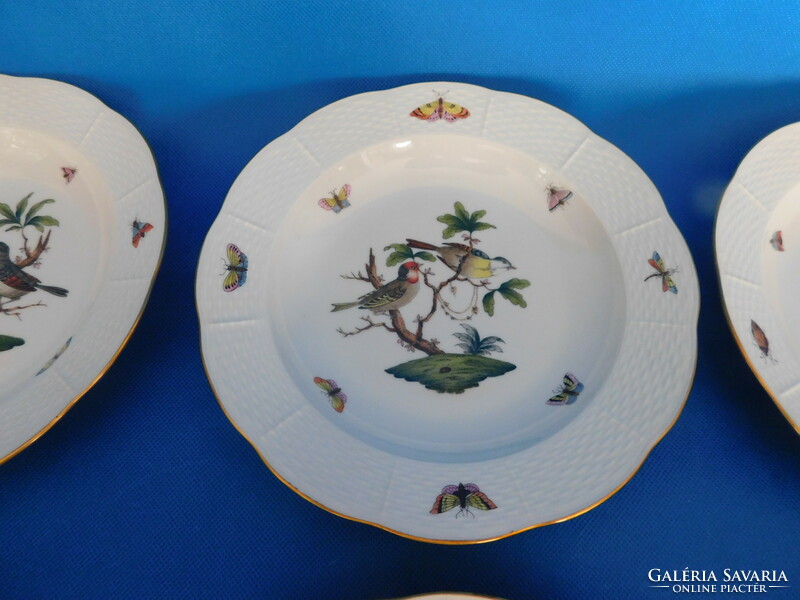 Set of 6 deep plates with Herend Rothschild pattern