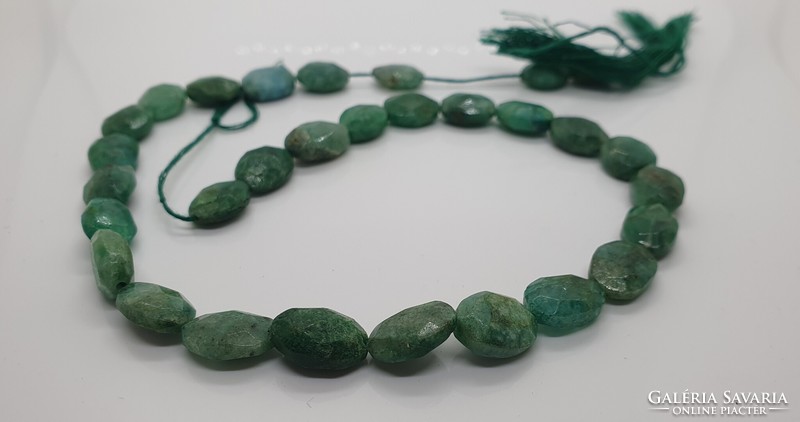 Emerald faceted necklace row 18.4 Grams. With certification.