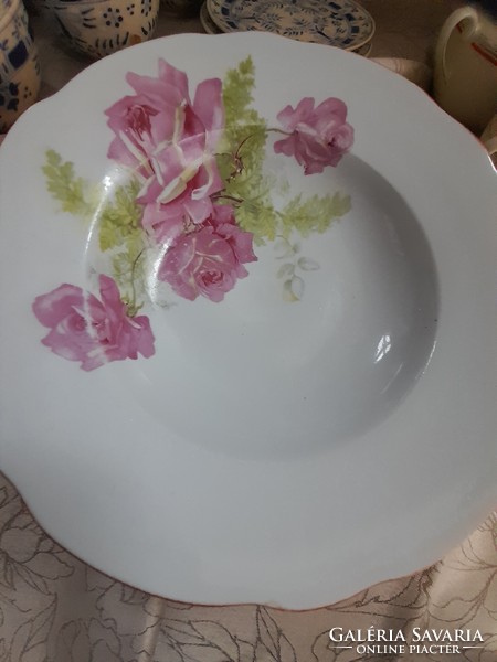 Zsolnay rose wall plate