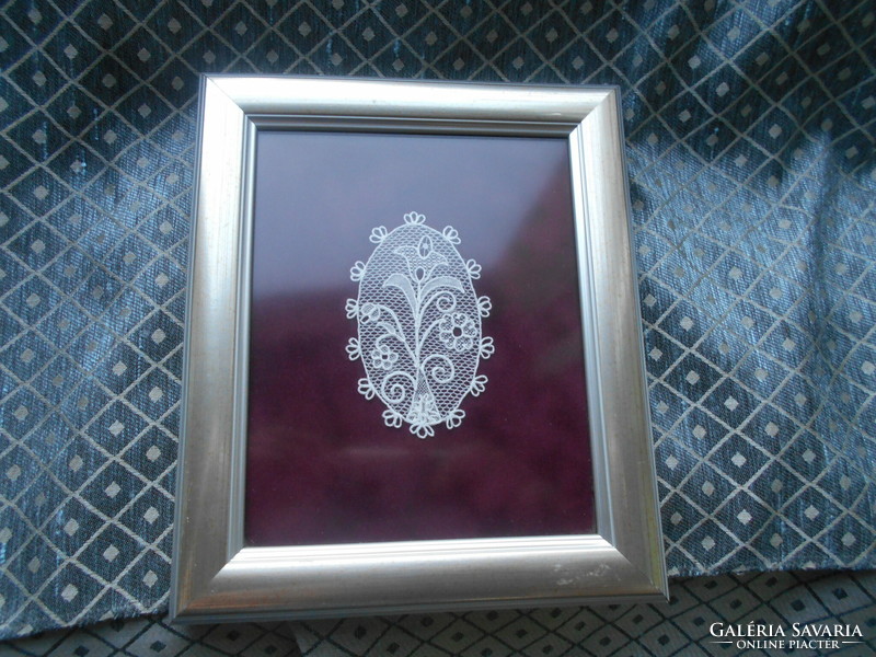 Fish lace - framed picture - on the back of the certificate - extraordinary handwork