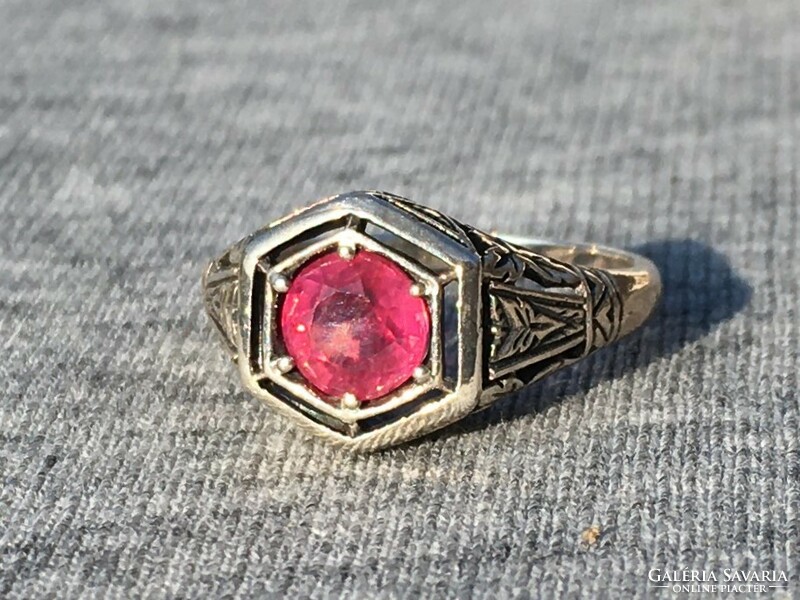 Women's silver ring ruby