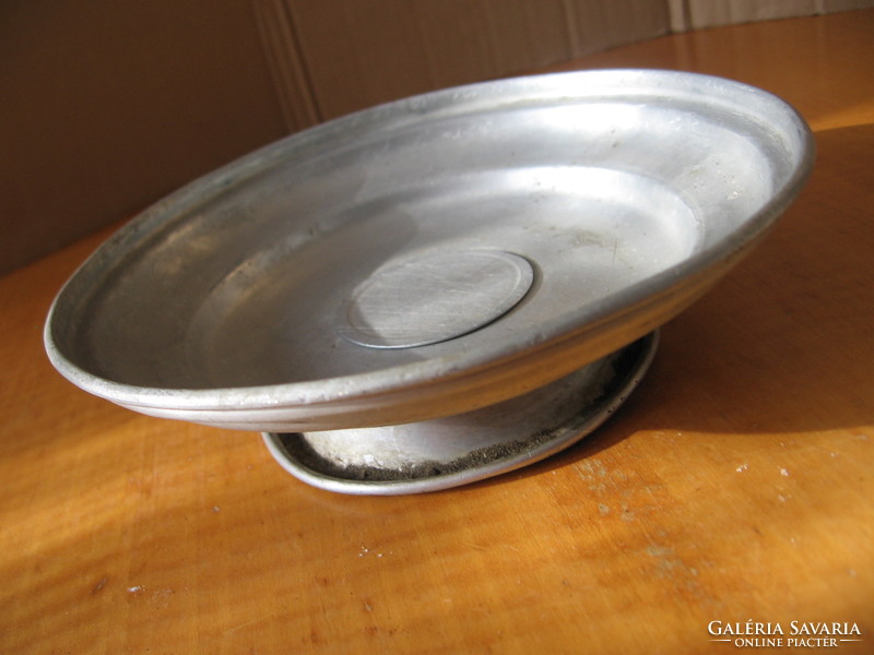 Retro aluminum base bowl