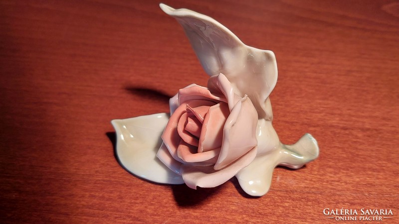 Ens German porcelain rose, perfect