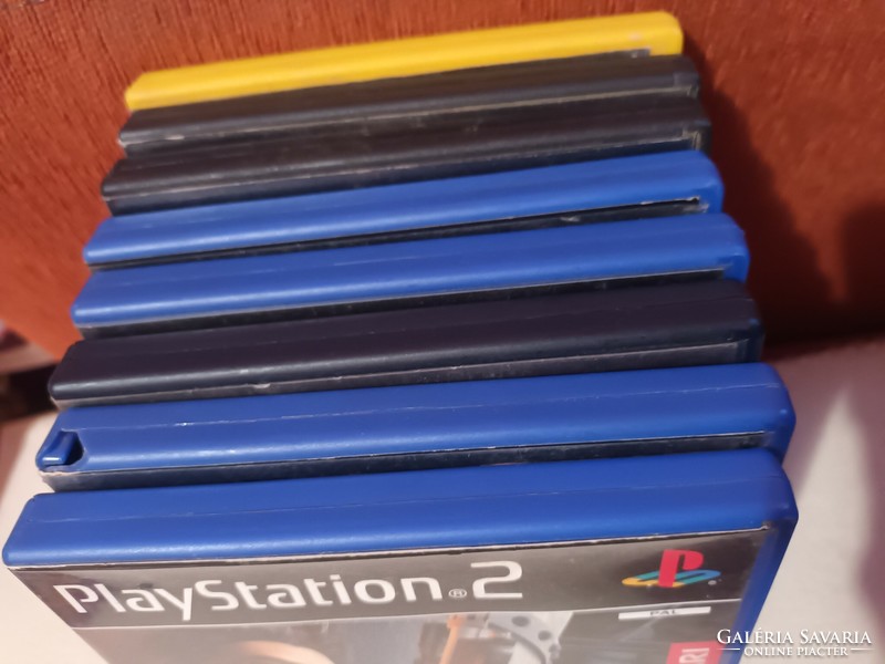 8 db PlayStation2 játékok egyben