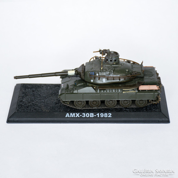Amx-30b - 1982 1:72 diecast model