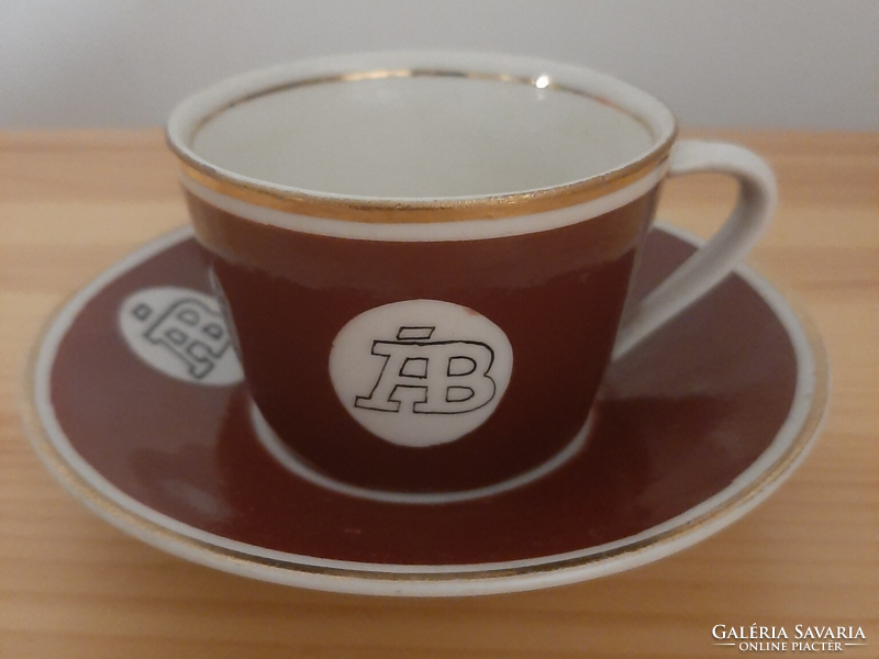 Hollóházi barna színű ÁB (Állami Biztosító) felirat, logó kávés csésze+ alj