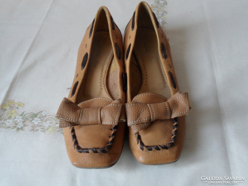 Régebbi barna bőr női cipő ( 38-as )