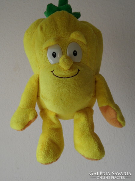 Plush toy figure (paprika)