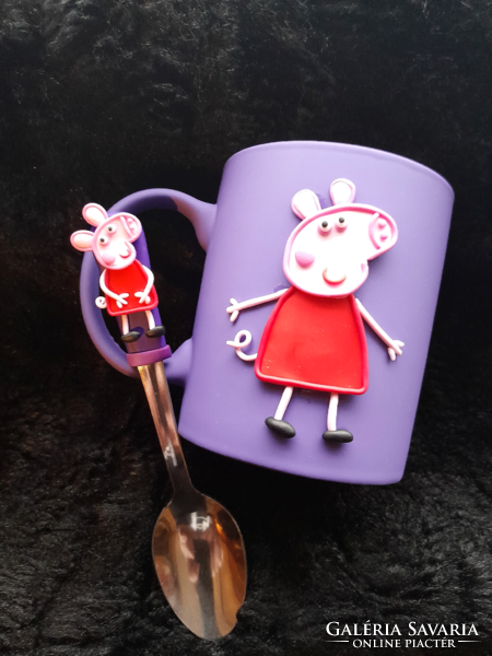 Peppa Pig mug with small spoon