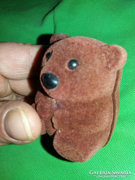 Retro plush coated teddy bear ring box with velvet lining as shown in the pictures