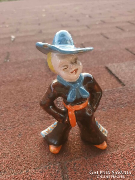 Spanyol kerámia figura - Cowboy gyerek