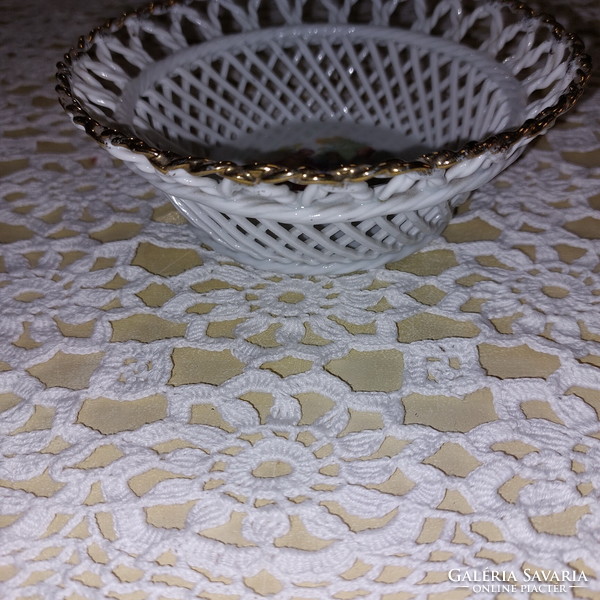 Porcelain basket with openwork pattern, gold edge