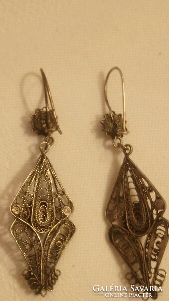 Antique filigree silver earrings with coral gemstones