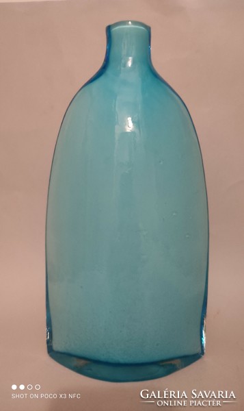 Egyedi IWATA stílusú dizájn üveg váza kétrétegű üveggel finom szín