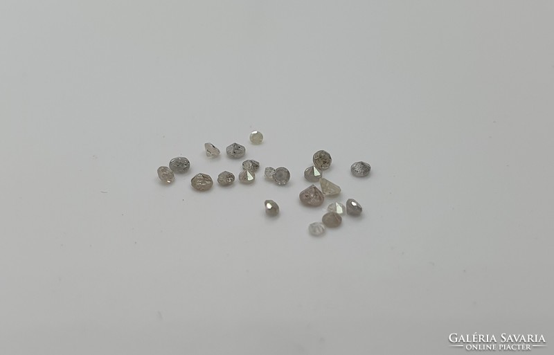 Diamond brill and round cut 0.25 Carat.